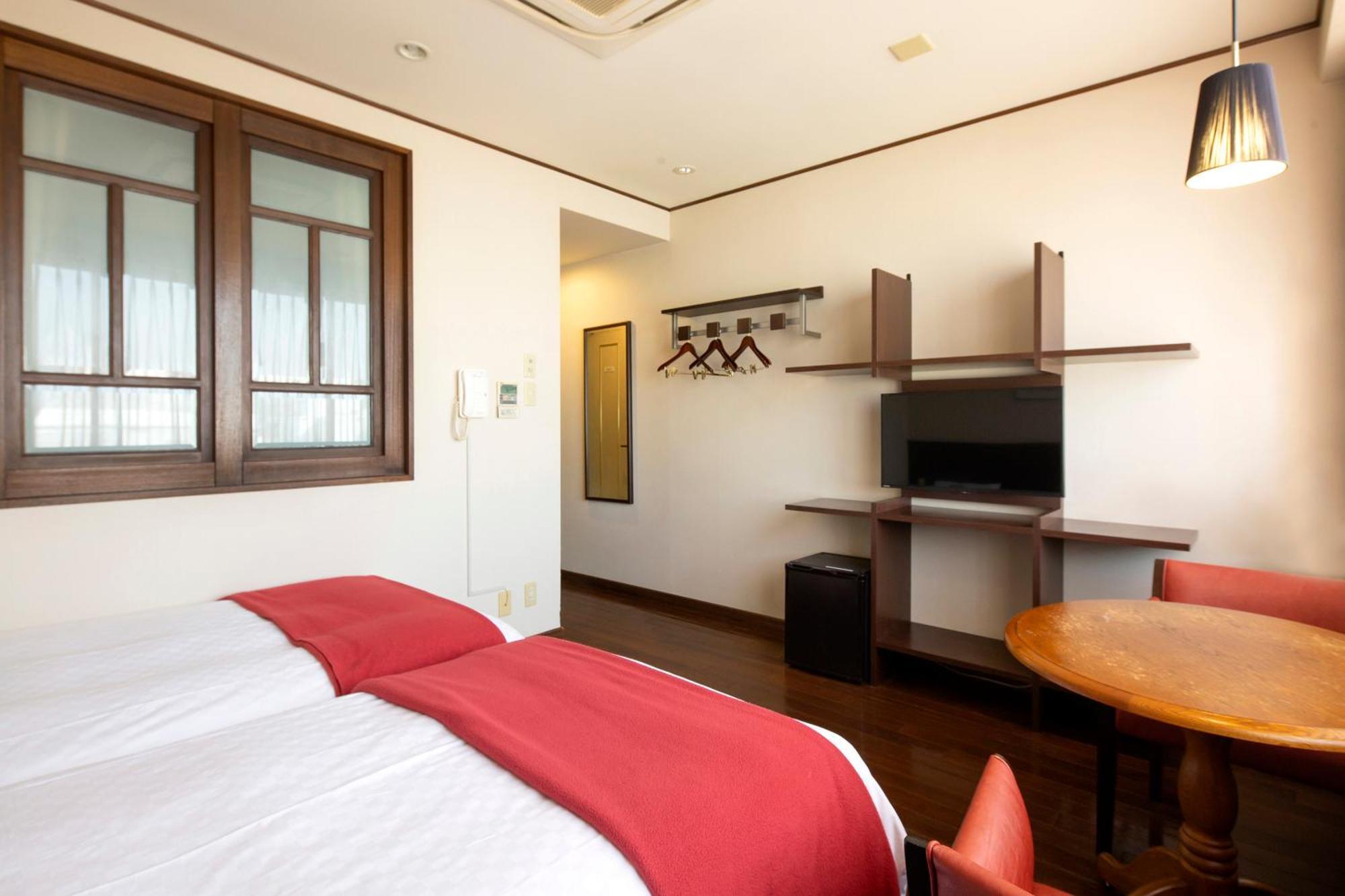 Hotel Claire Higasa Himeji Bagian luar foto