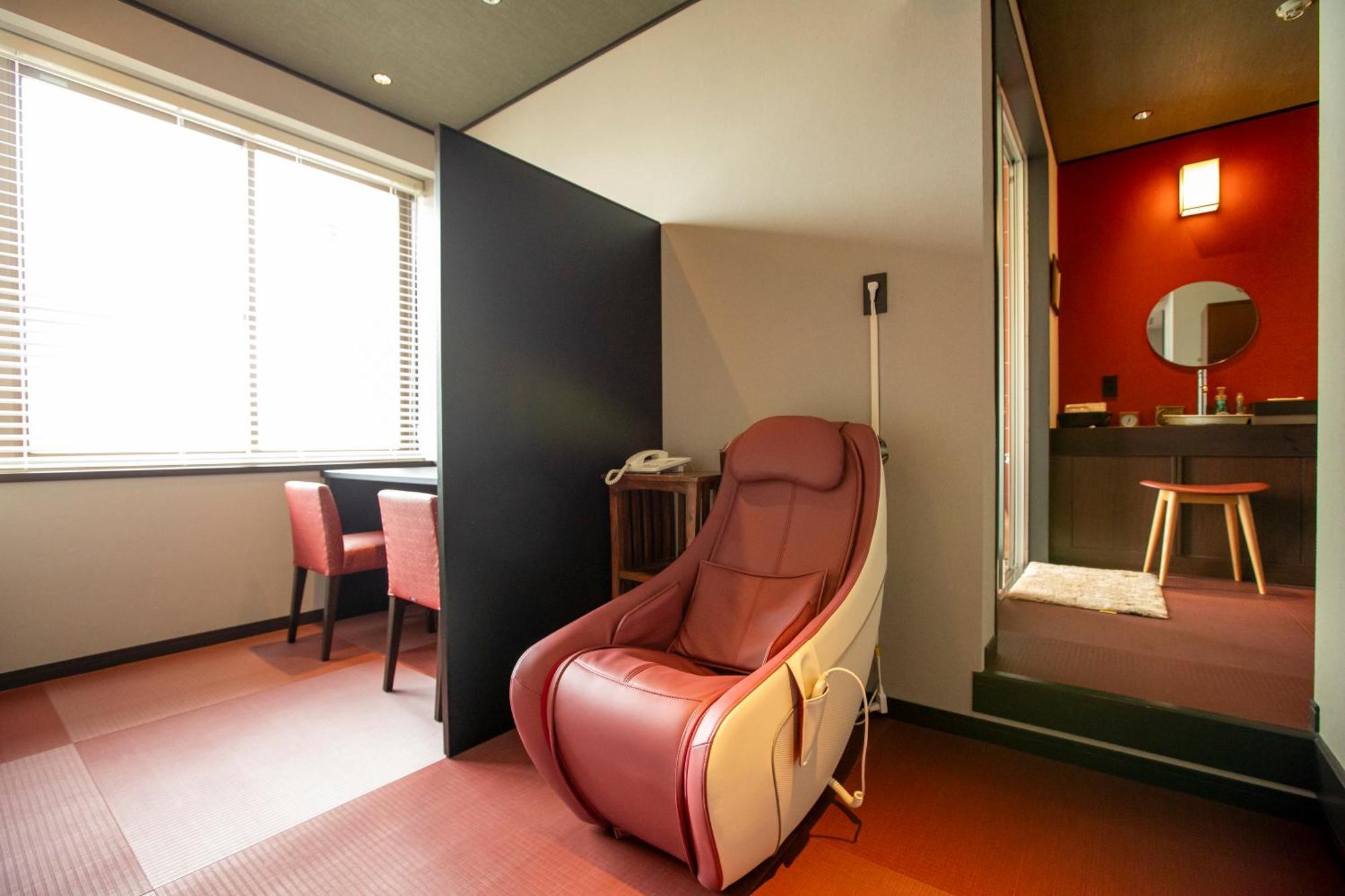 Hotel Claire Higasa Himeji Bagian luar foto