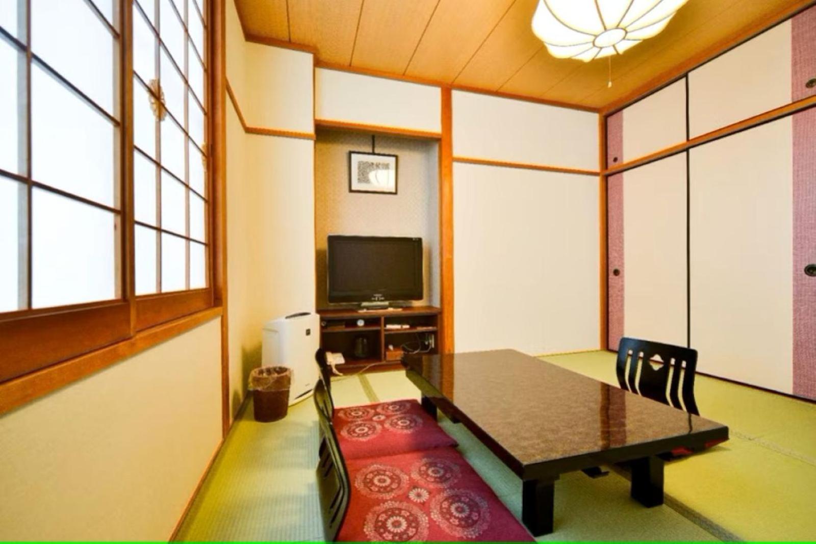 Hotel Claire Higasa Himeji Bagian luar foto