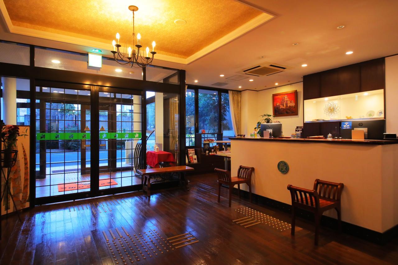 Hotel Claire Higasa Himeji Bagian luar foto
